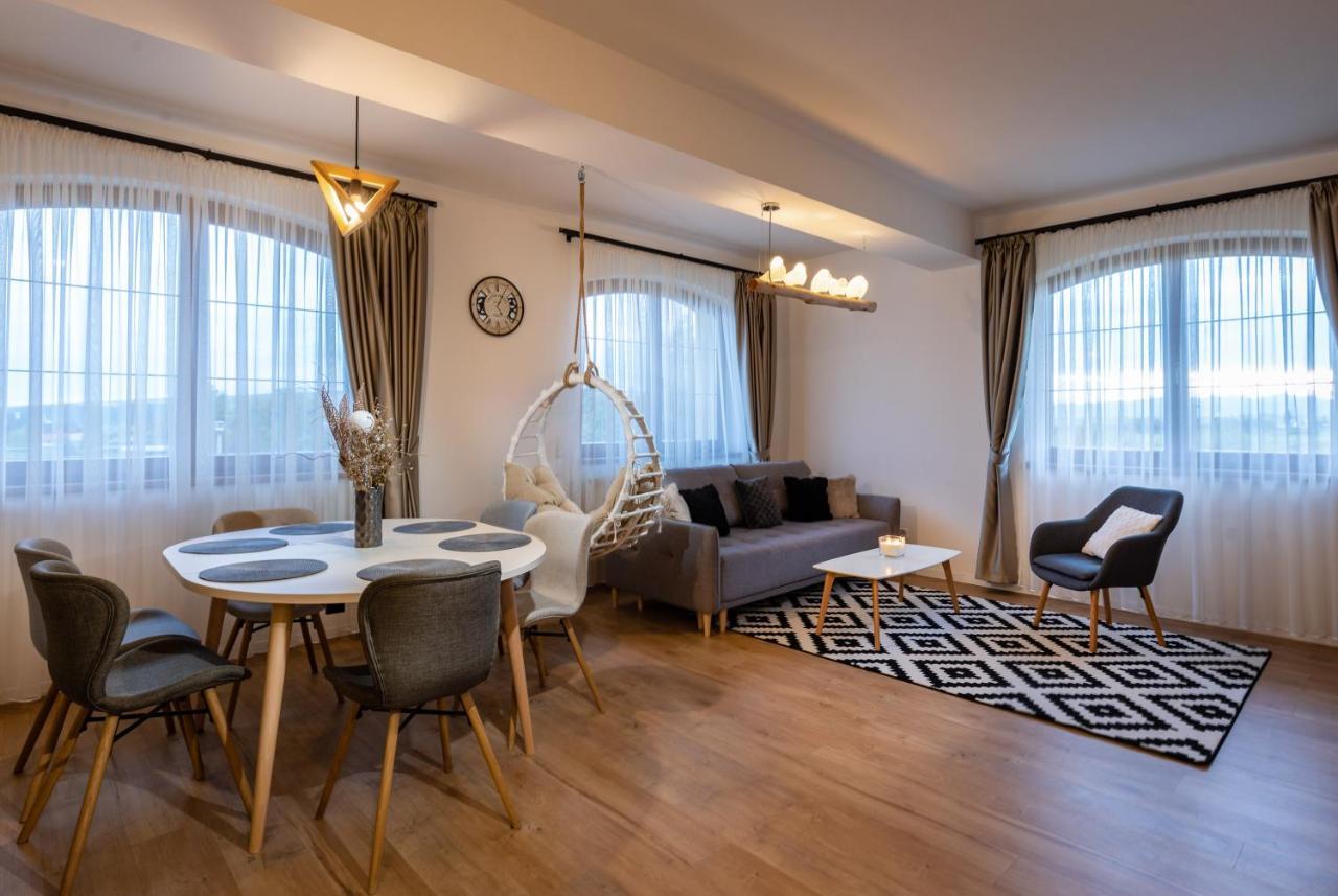 Goldenapartment Велка Ломница Екстериор снимка
